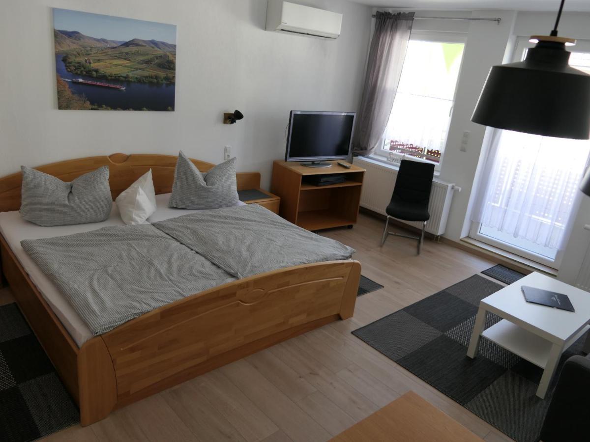 Ferienwohnungen und Appartements - Haus Budinger Alf Exterior foto