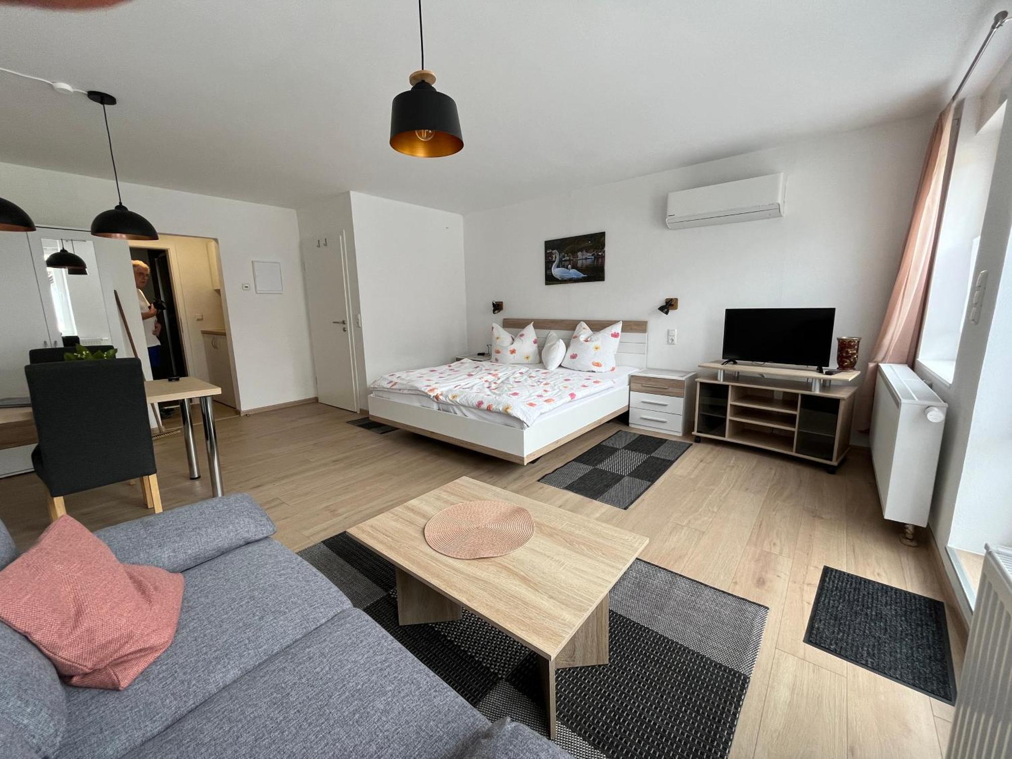 Ferienwohnungen und Appartements - Haus Budinger Alf Exterior foto