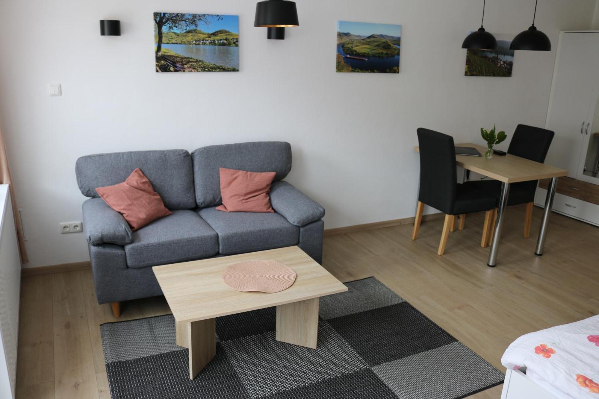 Ferienwohnungen und Appartements - Haus Budinger Alf Exterior foto